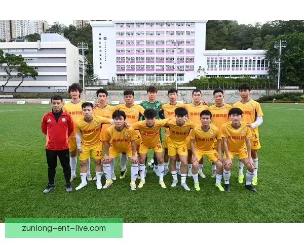 从轮椅到绿茵场独腿球王五赴贵州村超点燃草根足球梦想与希望